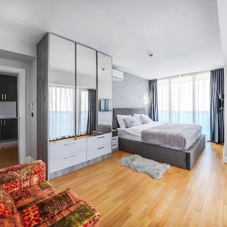 Orbi City Aparthotel Batumi Bagian luar foto