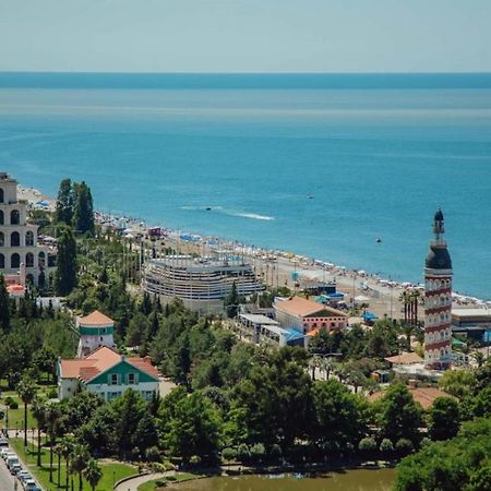 Orbi City Aparthotel Batumi Bagian luar foto