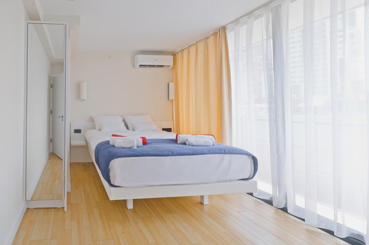 Orbi City Aparthotel Batumi Bagian luar foto