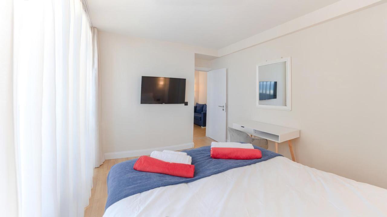 Orbi City Aparthotel Batumi Bagian luar foto