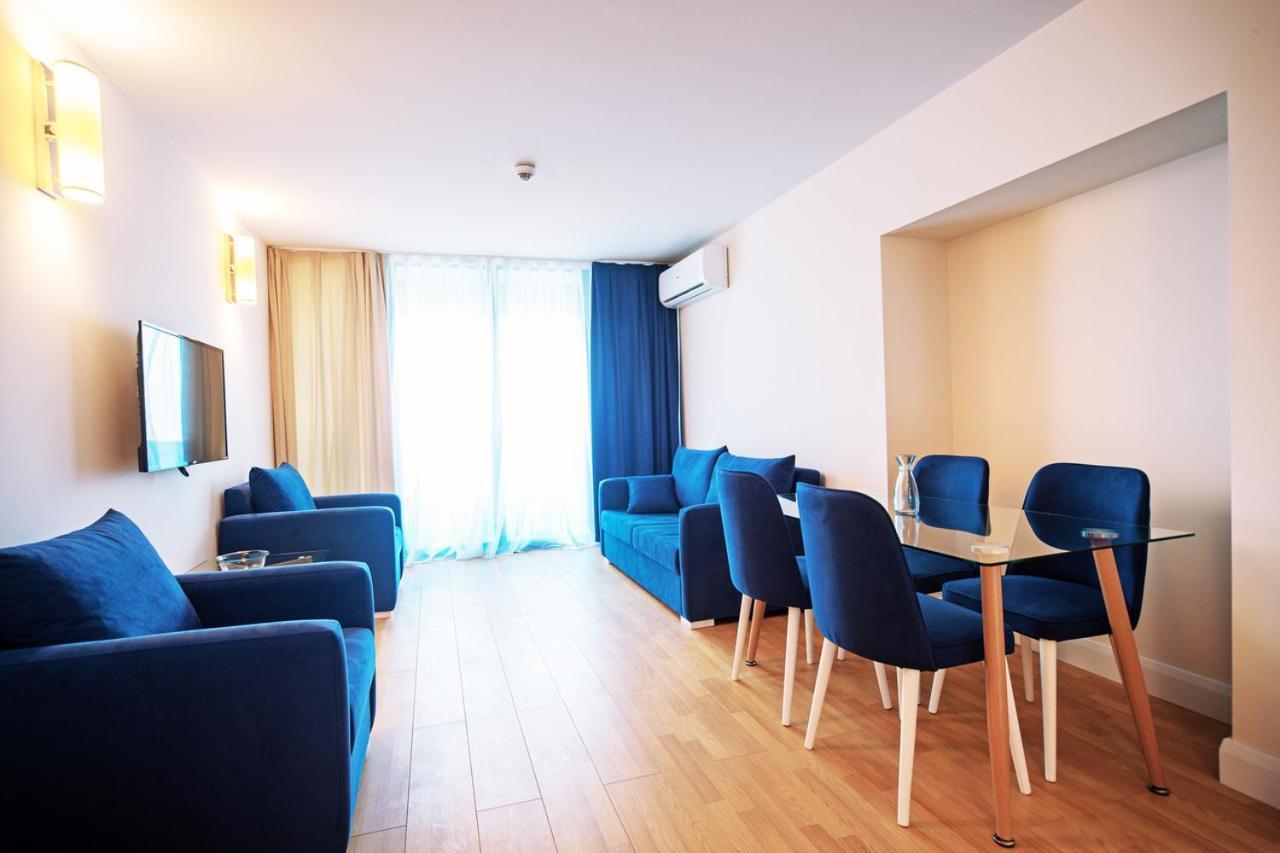 Orbi City Aparthotel Batumi Bagian luar foto